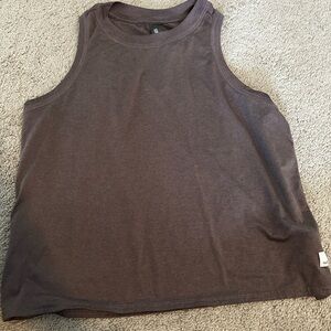 Vuori muscle tank top